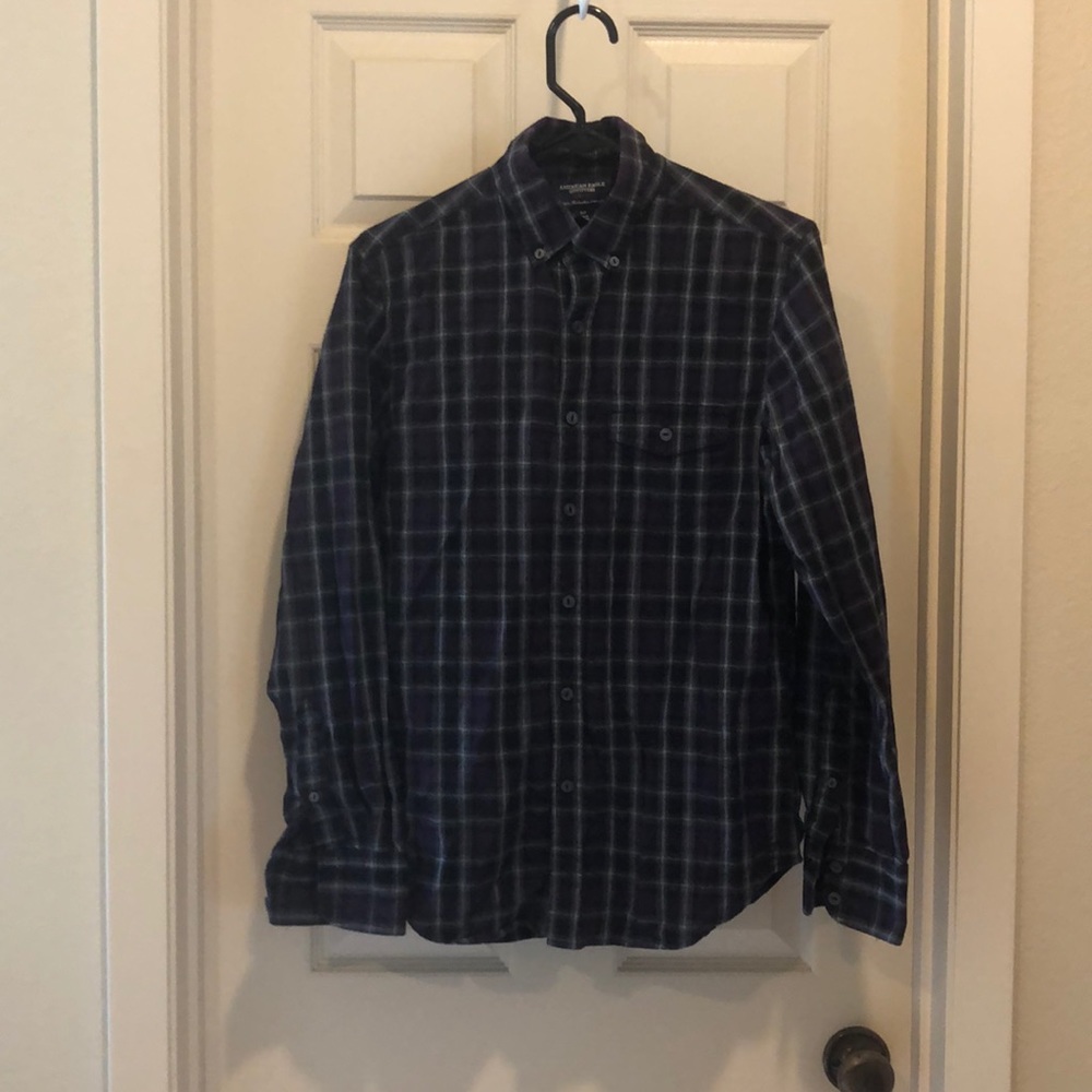 American Eagle Button Down